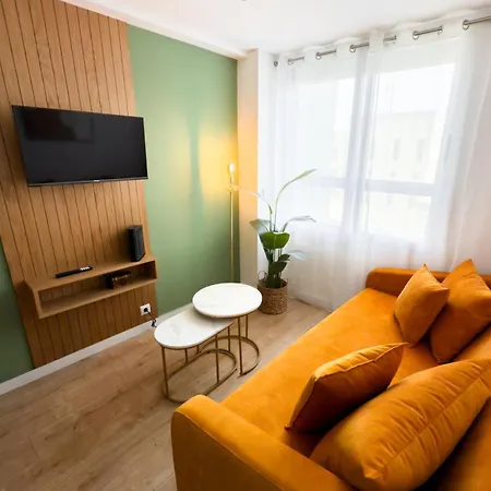 Universe By Mymoradia * Porto