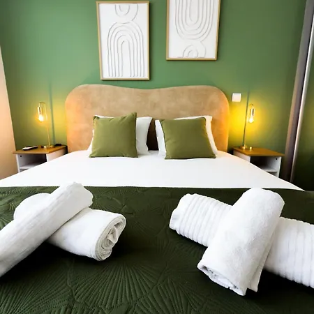 Apartman Universe By Mymoradia Porto