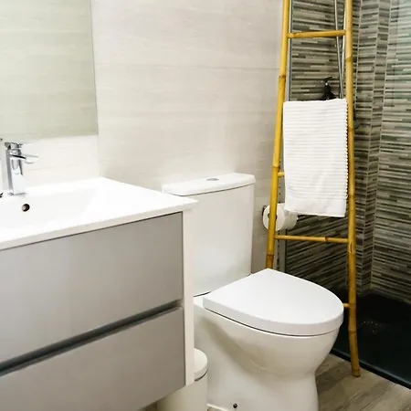 Universe By Mymoradia Apartman *