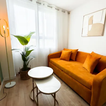 Universe By Mymoradia