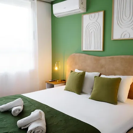 Universe By Mymoradia